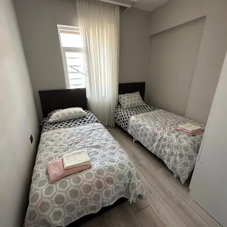 Apartmán 3+1 Furnished Close To Konyaalti *