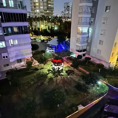 Appartamento 3+1 Furnished Close To Konyaalti *